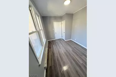 37 Mercer St #1, Wallington, NJ 07057 - Photo 6