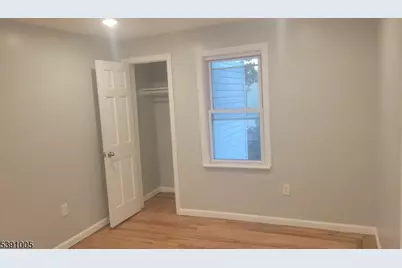 94 Sanford St, East Orange, NJ 07018 - Photo 16