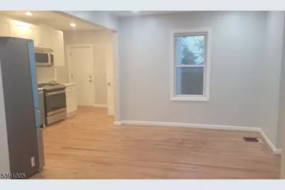 94 Sanford St, East Orange, NJ 07018 - Photo 6