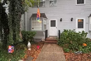 105 Franklin Ct, Raritan Township, NJ 08822 - Photo 1