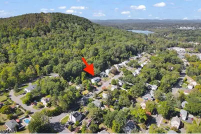 33 Hillside Dr, North Haledon, NJ 07508 - Photo 44