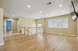 18 Boyd Terrace, Kenilworth, NJ 07033 - Photo 8