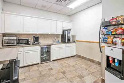 330 Changebridge Rd, Montville Township, NJ 07058 - Photo 4