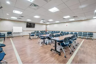 330 Changebridge Rd, Montville Township, NJ 07058 - Photo 10