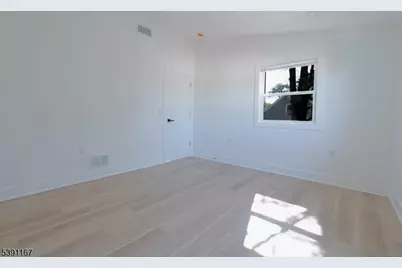 537 Prospect Ave, Old Bridge Township, NJ 08879 - Photo 16