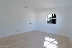 537 Prospect Ave, Old Bridge Township, NJ 08879 - Photo 16