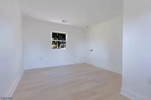 537 Prospect Ave, Old Bridge Township, NJ 08879 - Photo 8