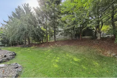 2 Bedford Dr, Bernards Township, NJ 07920 - Photo 4