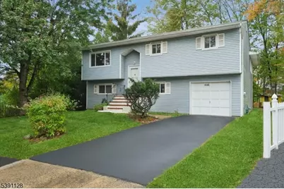 446 W 6th Ave, Roselle, NJ 07203 - Photo 1