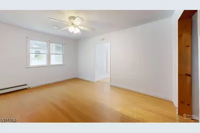 335 Elmira Trl, Hopatcong, NJ 07843 - Photo 10