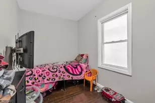 327 Fulton St, Elizabeth, NJ 07206 - Photo 18
