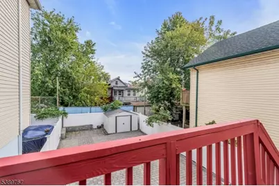 327 Fulton St, Elizabeth, NJ 07206 - Photo 36