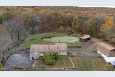 827 Greenville Rd, Wantage, NJ 07461 - Photo 1