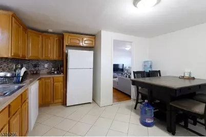 274 Goffle Rd, Hawthorne, NJ 07506 - Photo 24