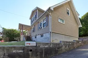 274 Goffle Rd, Hawthorne, NJ 07506 - Photo 2