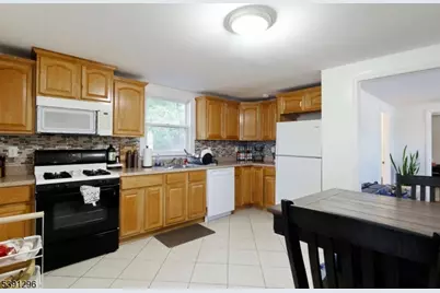 274 Goffle Rd, Hawthorne, NJ 07506 - Photo 22