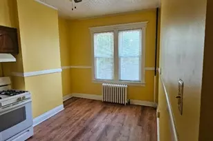 212 Wilkinson Ave, Jersey City, NJ 07305 - Photo 8