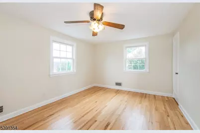 70 Gerard Rd, Nutley, NJ 07110 - Photo 20