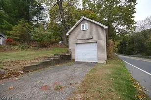 994 Limecrest Rd, Andover Township, NJ 07848 - Photo 32