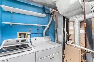 55 Cherrywood Dr, Franklin Township, NJ 08873 - Photo 18