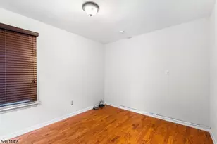 55 Cherrywood Dr, Franklin Township, NJ 08873 - Photo 8