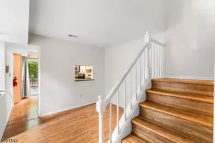 55 Cherrywood Dr, Franklin Township, NJ 08873 - Photo 12