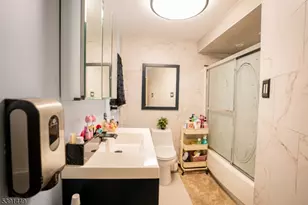 390 Forest St, Kearny, NJ 07032 - Photo 12