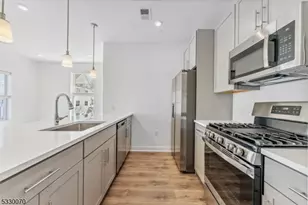 19 Parker Ln, Hanover Township, NJ 07981 - Photo 1