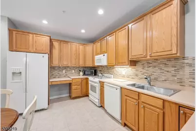 9116 Warrens Way #116, Wanaque, NJ 07465 - Photo 10