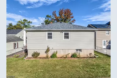 657 Summit Ave, Kenilworth, NJ 07033 - Photo 18