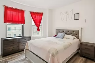 308 Clifton Ave, Newark, NJ 07104 - Photo 28