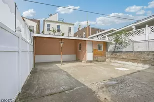 308 Clifton Ave, Newark, NJ 07104 - Photo 16