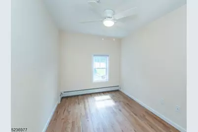 55 Gingerbread Castle Rd #2, Hamburg, NJ 07419 - Photo 8