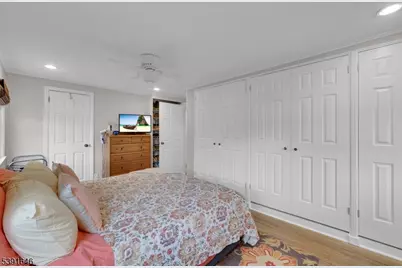 233 Maple Ave, Dunellen, NJ 08812 - Photo 22