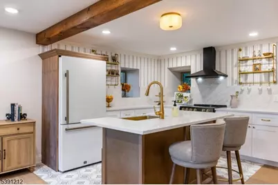 12 Weeden St, Lambertville, NJ 08530 - Photo 4