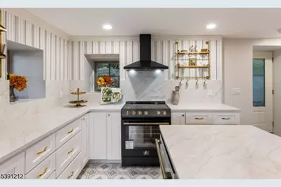 12 Weeden St, Lambertville, NJ 08530 - Photo 6