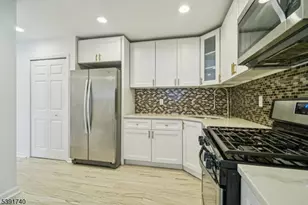 5 Rider Ct, Newark, NJ 07103 - Photo 20