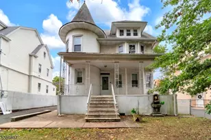 42 Nairn Pl, Newark, NJ 07108 - Photo 1