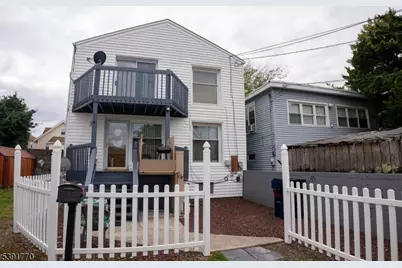 322 N Trenton Ave, Atlantic City, NJ 08401 - Photo 1