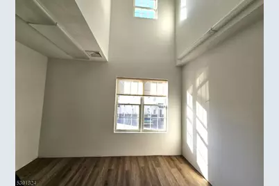 5 Walter E Foran Blvd, Raritan Township, NJ 08822 - Photo 4