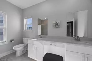 17 Veterans Wy, Morris Plains, NJ 07950 - Photo 24