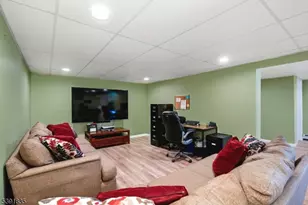 92 Susquehanna Ave, Lincoln Park, NJ 07035 - Photo 18