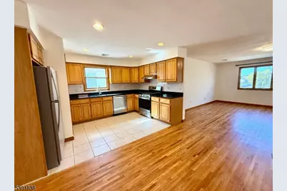68 Somme St #2, Newark, NJ 07105 - Photo 4