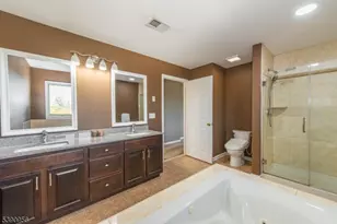 10 Salmon Ct, Mount Olive, NJ 07828 - Photo 32