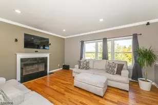 10 Salmon Ct, Mount Olive, NJ 07828 - Photo 16