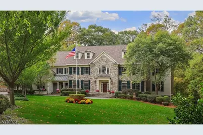 23 Charlotte Hill Dr, Bernardsville, NJ 07924 - Photo 1