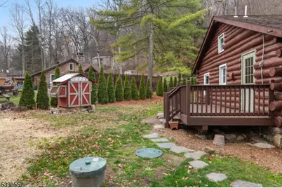 15 Cliff Rd, West Milford, NJ 07480 - Photo 24