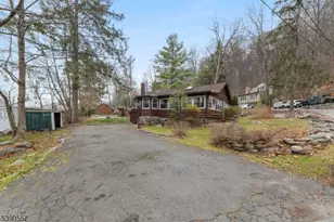 15 Cliff Rd, West Milford, NJ 07480 - Photo 22