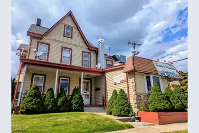 597 Belvidere Rd #2, Lopatcong Township, NJ 08865 - Photo 2