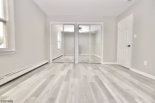 53 Mt Pleasant Ave 2nd Fl, Belleville, NJ 07109 - Photo 10